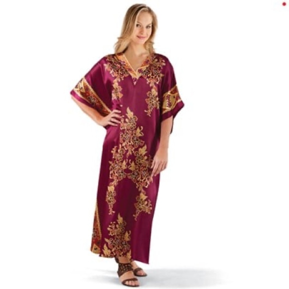 Women's Burgundy and Gold Robe